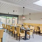 Hotel Sure By Western Reims Nord 3*