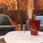 Sure By Western Reims Nord Hotel 3*
