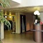 Sure By Western Reims Nord