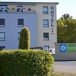Sure By Western Reims Nord Hotel 3*