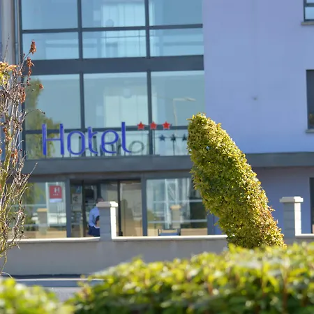 Sure By Western Reims Nord Hotell 3*