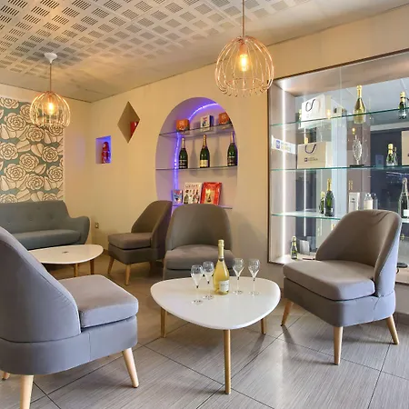 מלון Sure By Western Reims Nord 3*