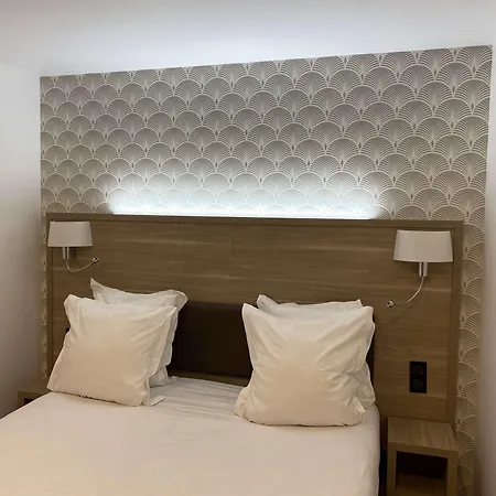 Sure By Western Reims Nord 3*