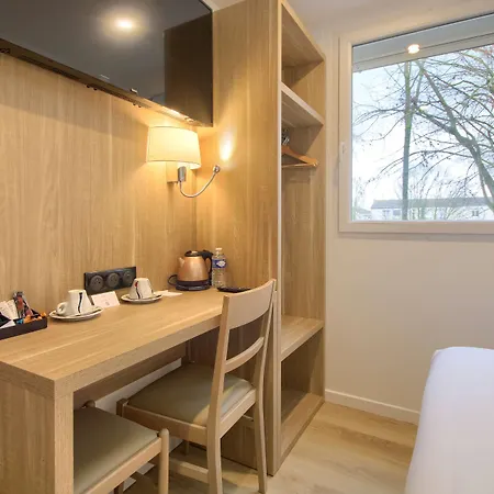 מלון Sure By Western Reims Nord 3*