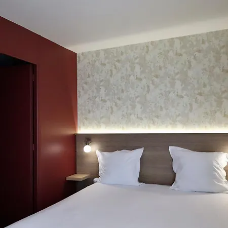 Sure By Western Reims Nord Hotel 3*