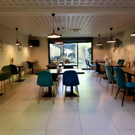 Sure By Western Reims Nord 3*