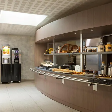 מלון Sure By Western Reims Nord 3*