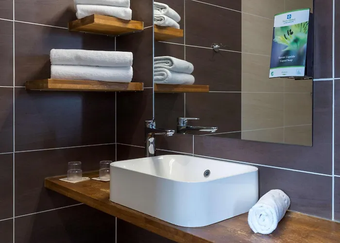 Sure By Western Reims Nord 3* Saint-Brice-Courcelles